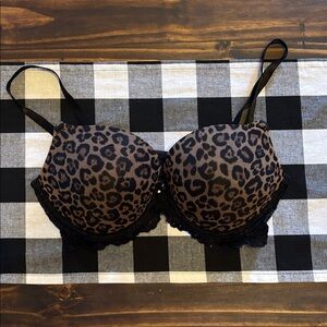 Smart & sexy animal print bra 36D